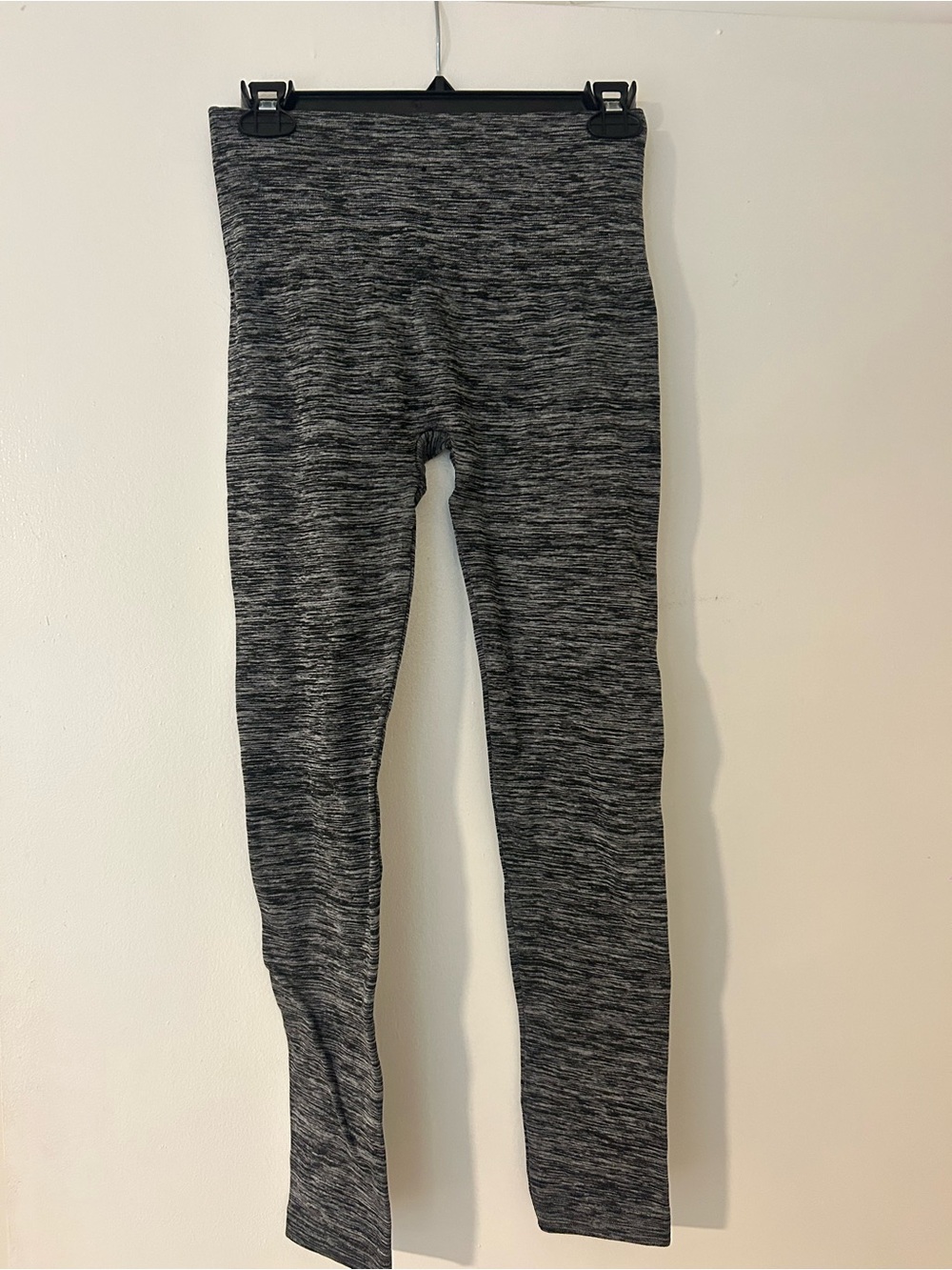 shosho Heathered Charcoal Gray Leggings